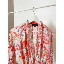 Bild in die Galerie hochladen, Lightweight floral shirt
