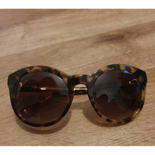 Bild in die Galerie hochladen, Dolce & Gabbana Sonnenbrillen
