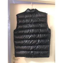 Bild in die Galerie hochladen, Adidas Vest

