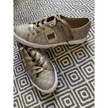 Bild in die Galerie hochladen, Guess Women's Lace Up Leather Quilted Fabric Glitter Sneakers
