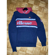 Upload image to gallery, Pull ellesse
