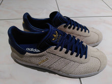 Upload image to gallery, Adidas Gazelle Sneakers
