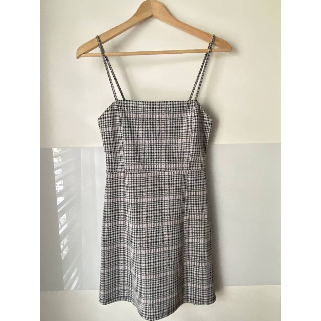 Short dress with check straps