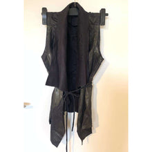 Upload image to gallery, Black sleeveless vest

