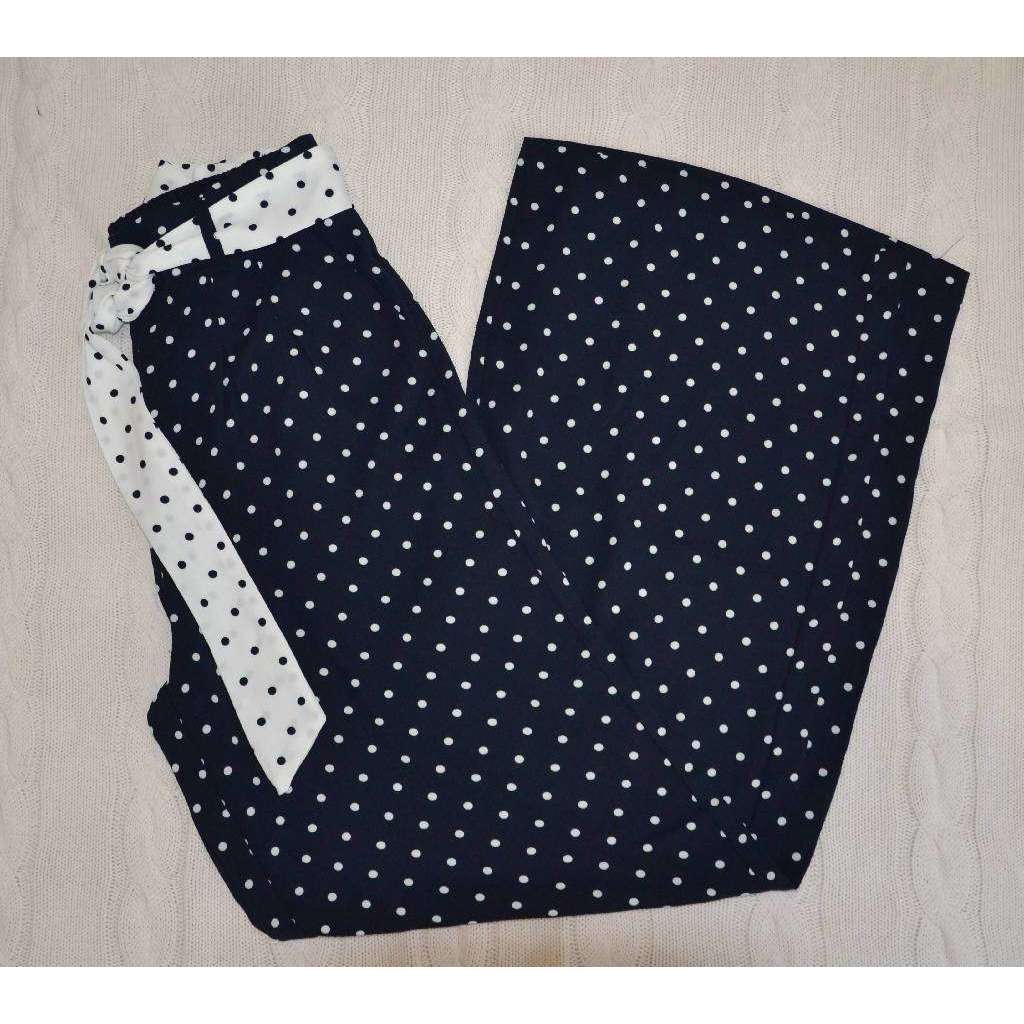 Wide pants with polka dots