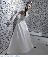 Charger l'image dans la galerie, Robe de mariée "Sublime" 2009
