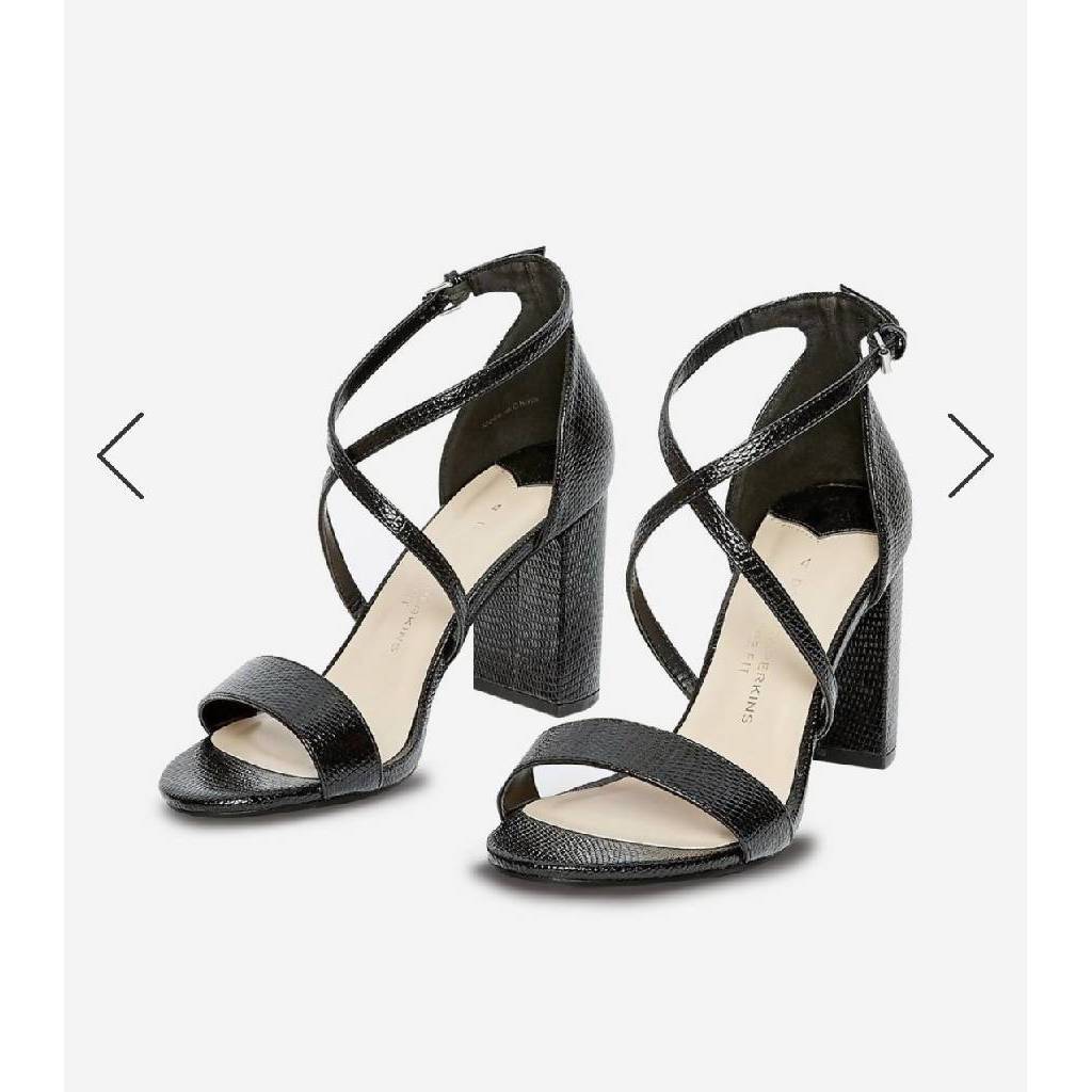 New black heels
