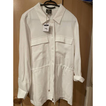 Upload image to gallery, MANOR white shirt/blouse
