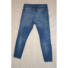 Carica l'immagine nella galleria, Jeans skinny con buchi
