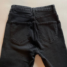 Charger l&#39;image dans la galerie, Jeans noir avec trou sur les genoux - Zara
