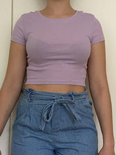 Charger l&#39;image dans la galerie, T-shirt violet
