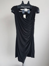 Charger l&#39;image dans la galerie, Robe de cocktail courte noire
