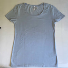 Charger l&#39;image dans la galerie, T-shirt bleu clair basique - H&amp;M
