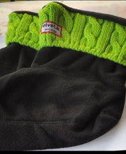 Charger l&#39;image dans la galerie, Chaussettes polaire vertes pour bottes Elvetik Neuves et emballées
