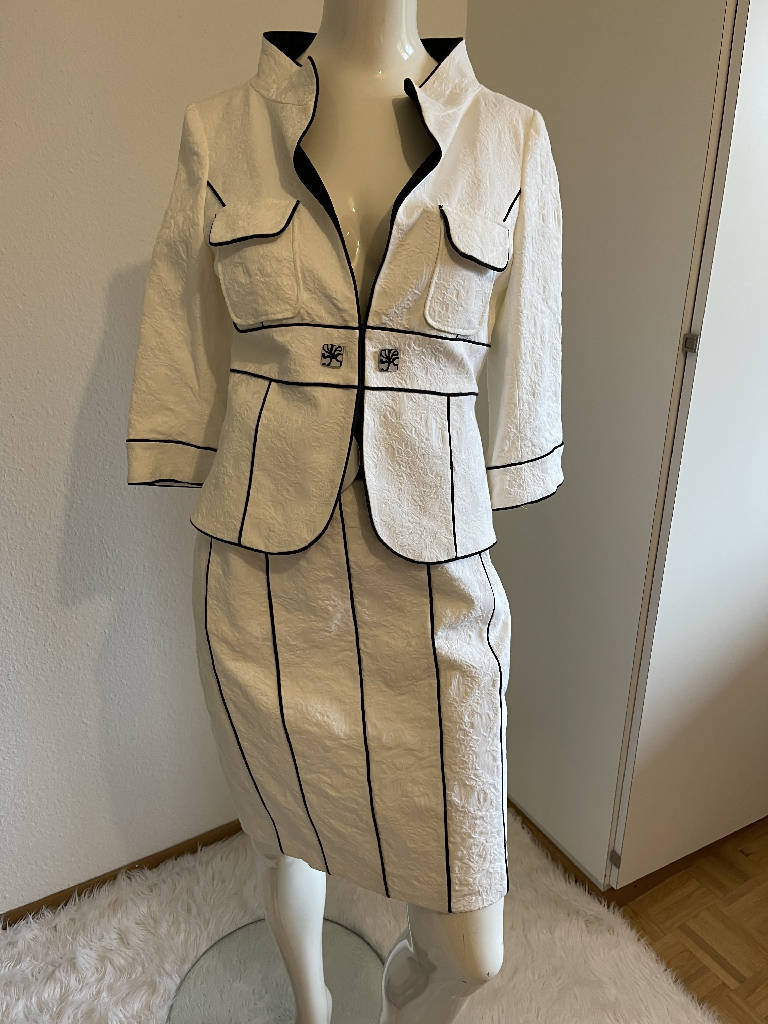 Suit for women workwear
